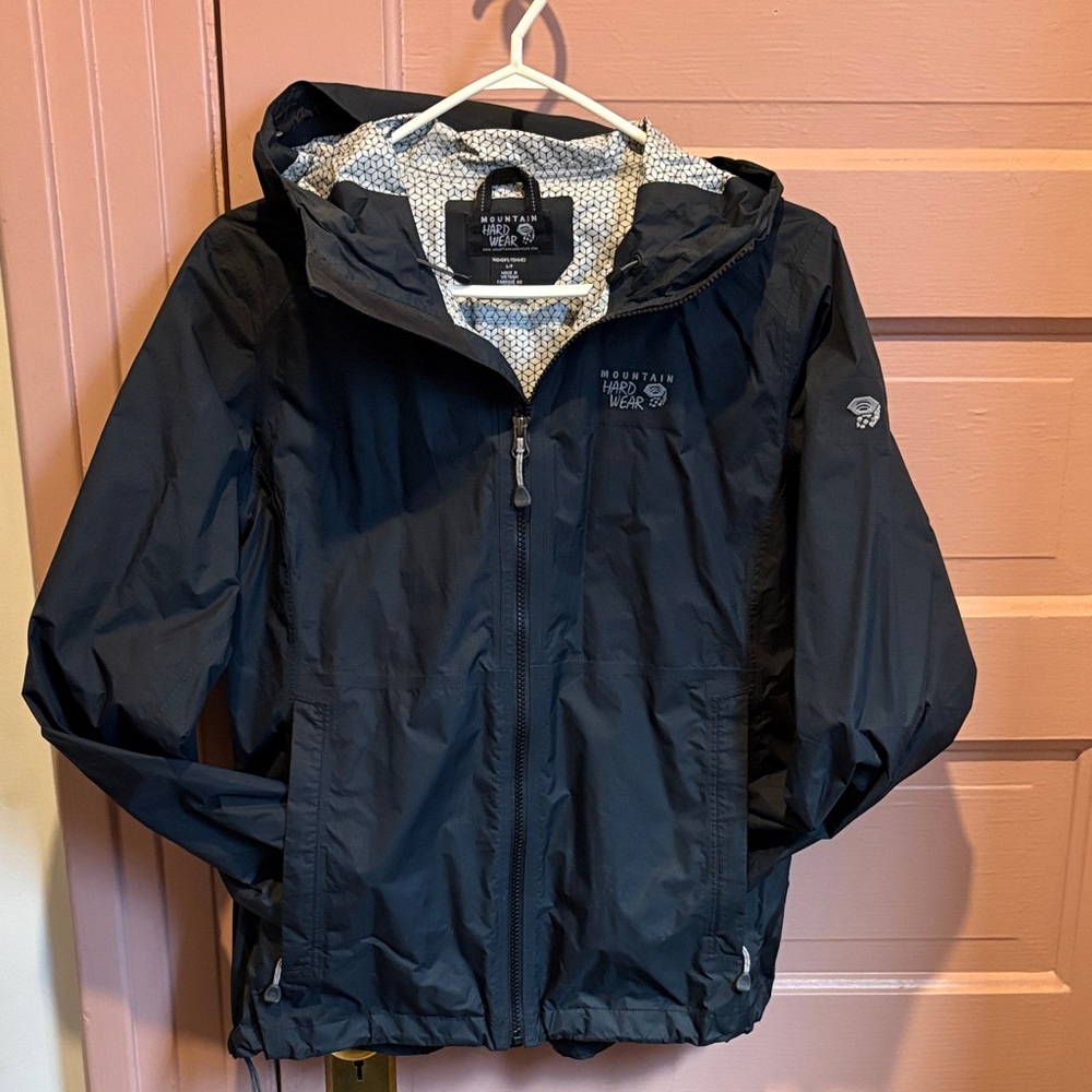 Mountain Hardwear Black Rain Jacket with Hood